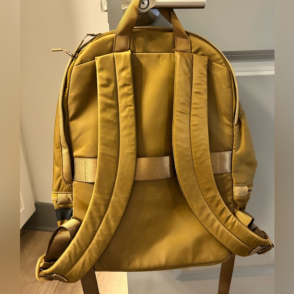 Lululemon backpack - Picture 2 of 5